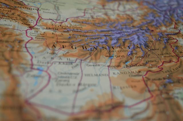 Les meilleurs atlas géographiques pour étudiants et voyageurs